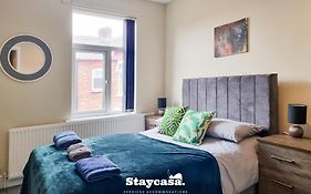 Clarence Co-Living - Private Room Self-Cater